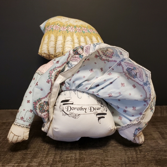 Dorothy Dear Hand Made Doll. 1995. Cotton Fabric from Kit. Pastels. - Picture 5 of 5